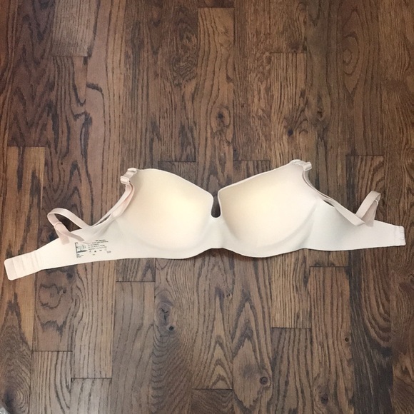 New Felina lingerie nude bra-Underwire with memory foam, lightly padded - 32D - Picture 5 of 8